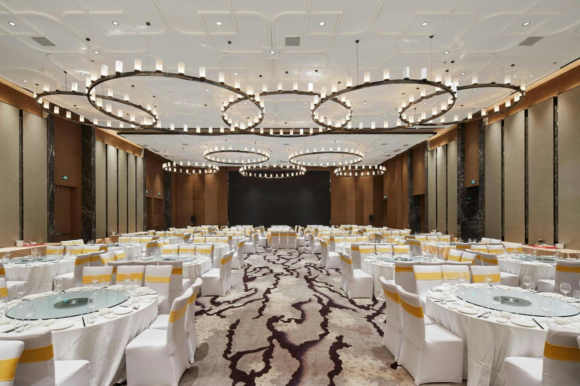 Courtyard By Marriott Xinchang Экстерьер фото
