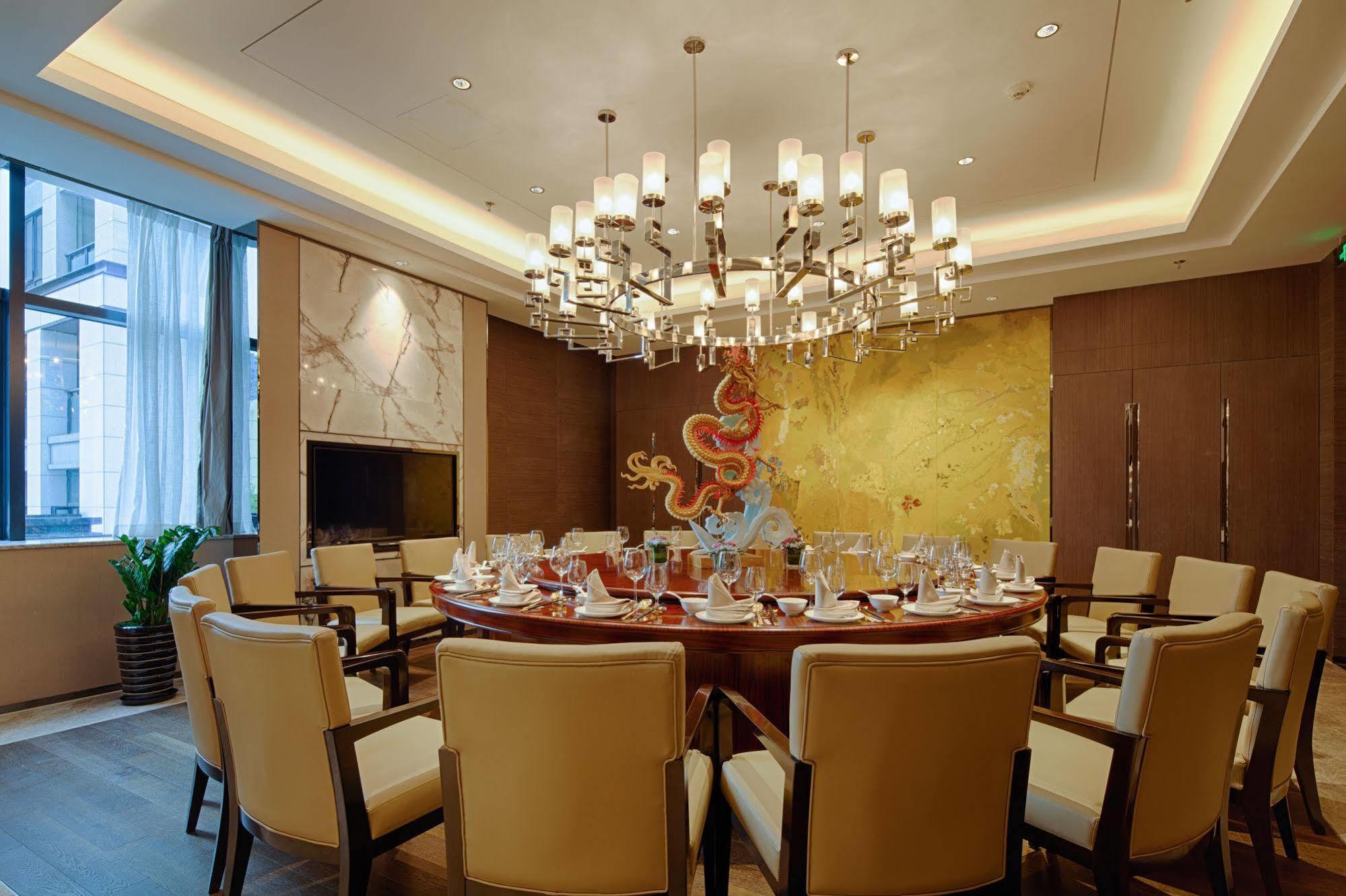 Courtyard By Marriott Xinchang Экстерьер фото