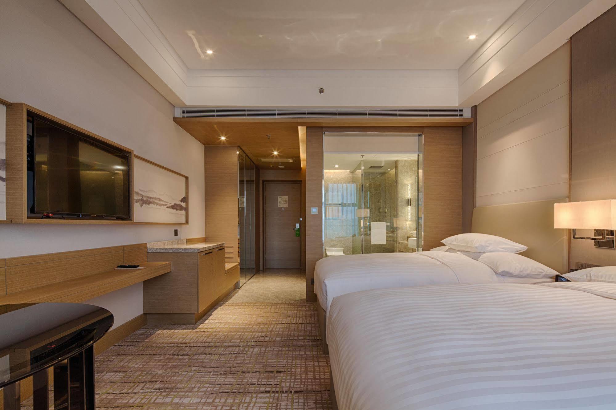 Courtyard By Marriott Xinchang Экстерьер фото