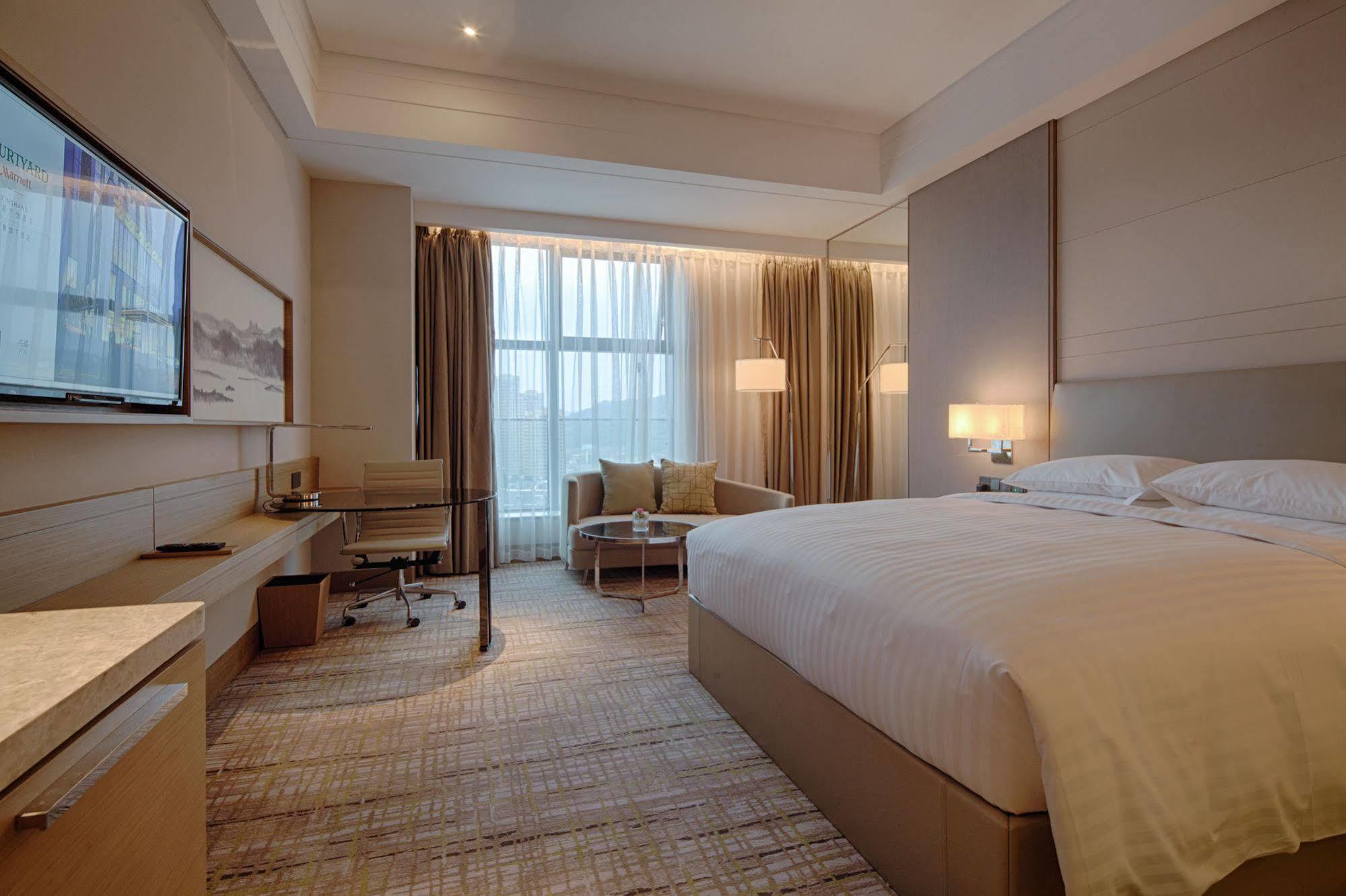 Courtyard By Marriott Xinchang Экстерьер фото